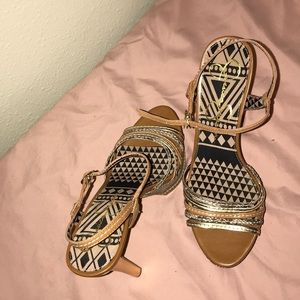 Jessica Simpson heels